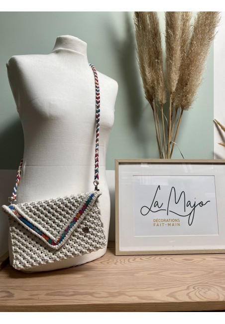 Sac pochette en macramé et tissu