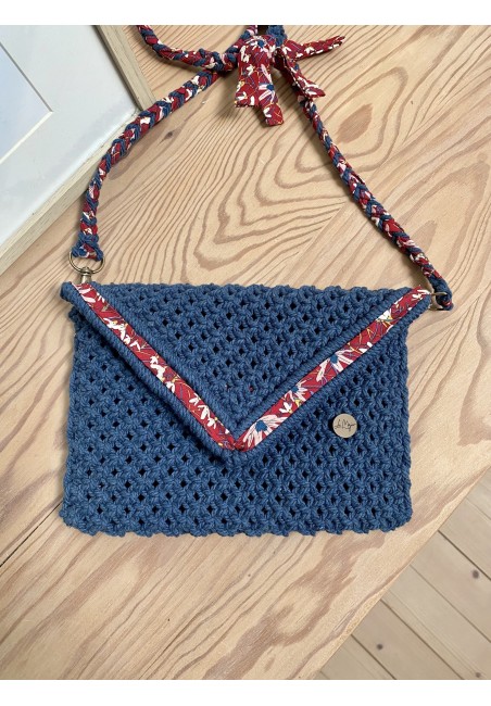 Sac pochette en macramé et tissu